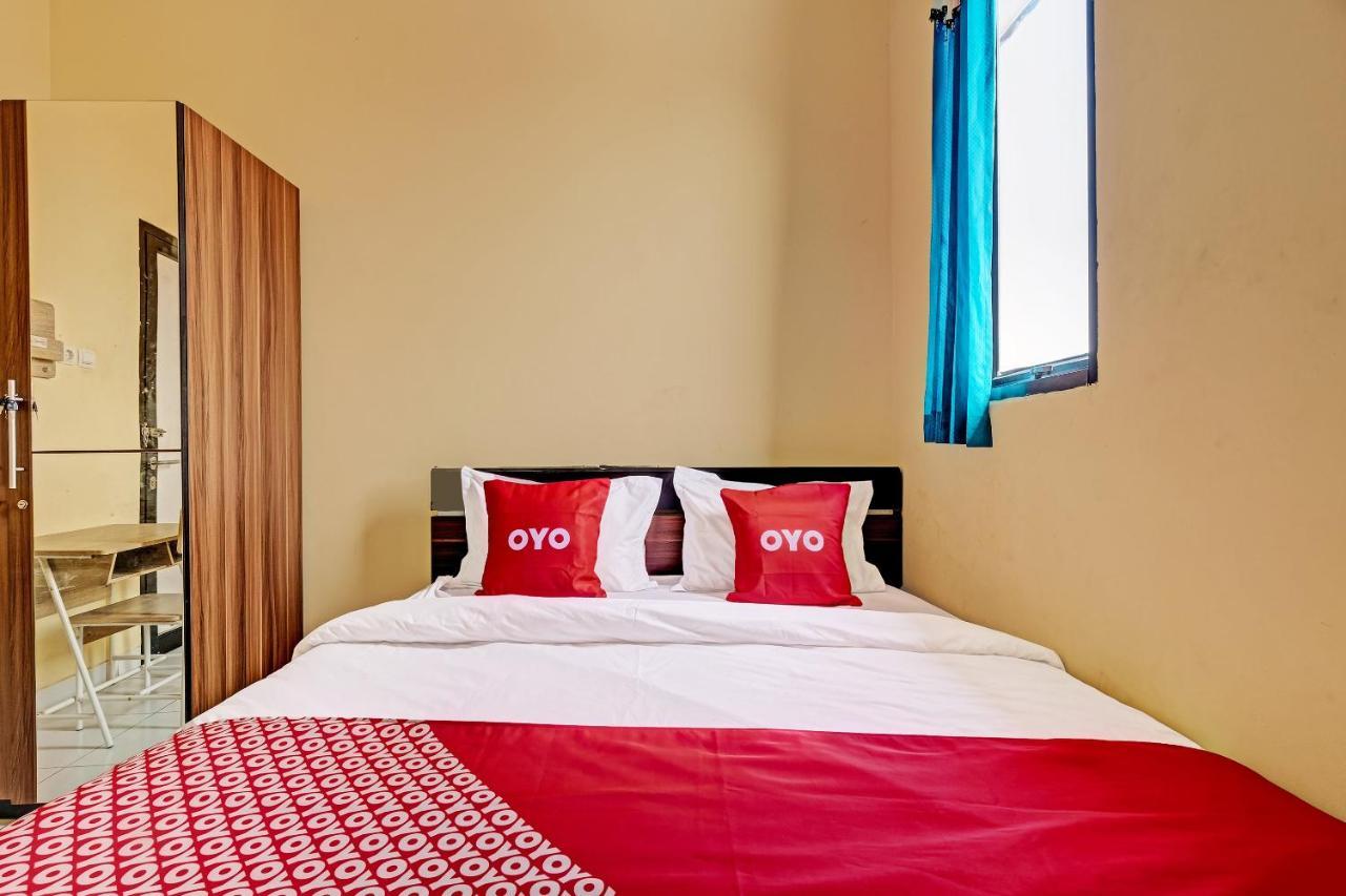 Oyo 91532 Malioboro Guesthouse Yogyakarta Extérieur photo